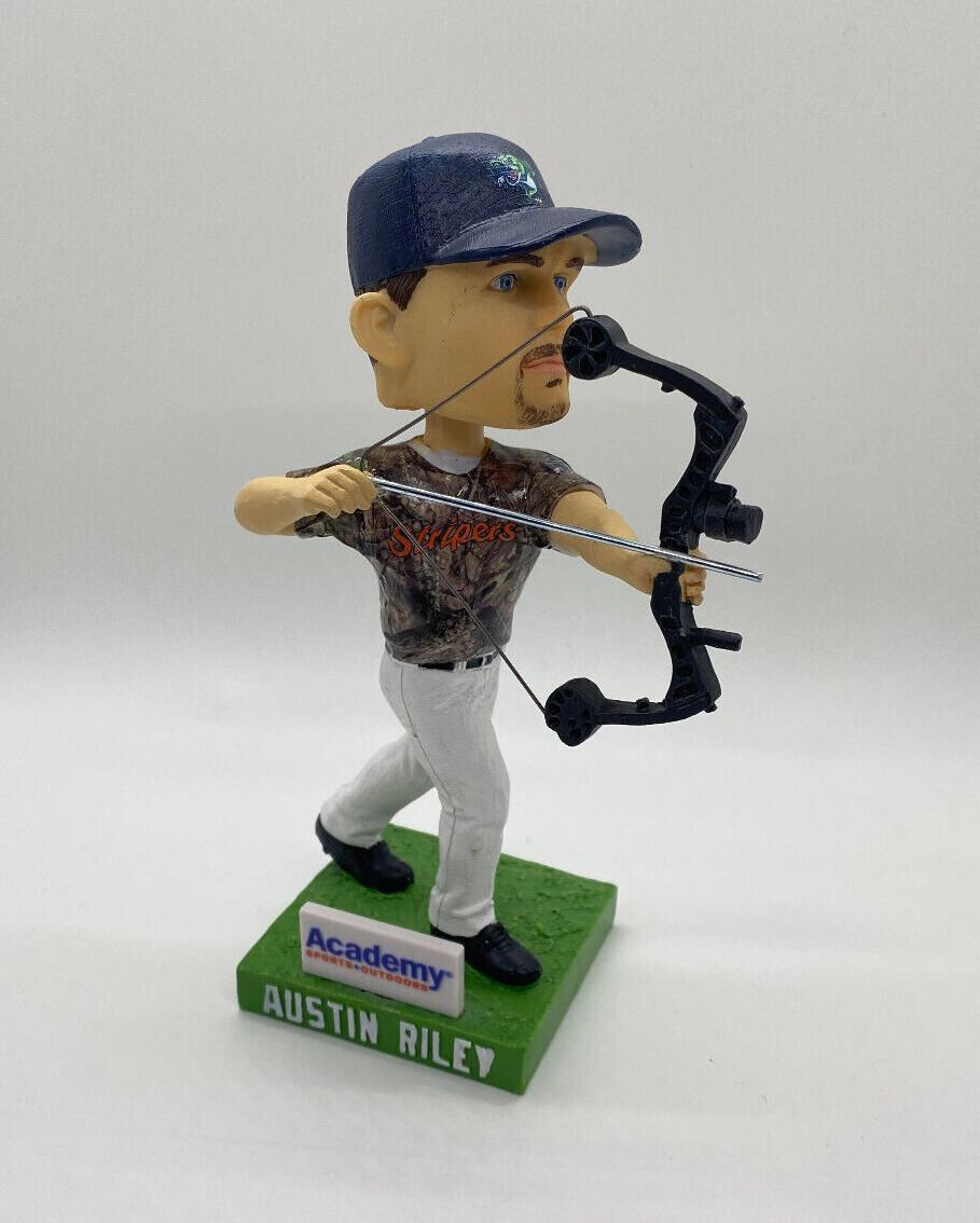 New Atlanta Braves Gwinnett Stripers Austin Riley Bow Hunter
