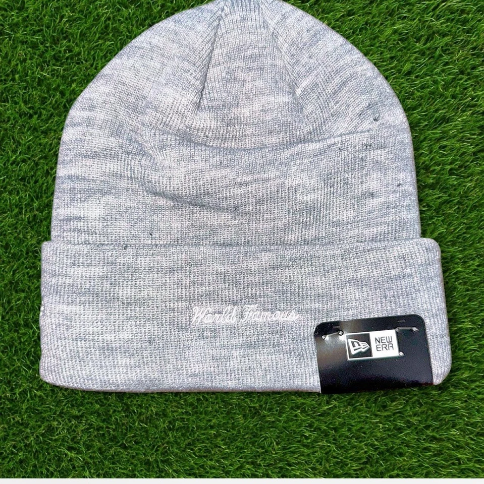 Gorro Supreme X New Era Gris/Negro Logo Caja FW22 “World Famous” Talla Única  Foto 2 de 2