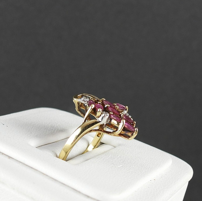 Vintage Solid 10K Gold Ruby Diamonds Emerlad Cut … - image 13