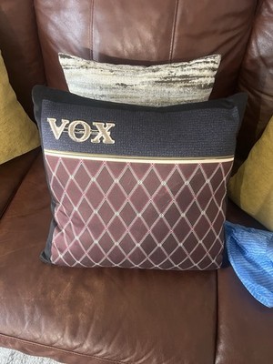 Vox Amplification Cushion