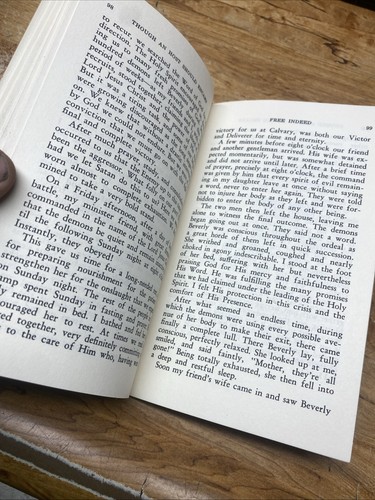 Obwohl ein Gastgeber einlagern sollte von Frances D Manuel, Buch - Bild 5 von 7