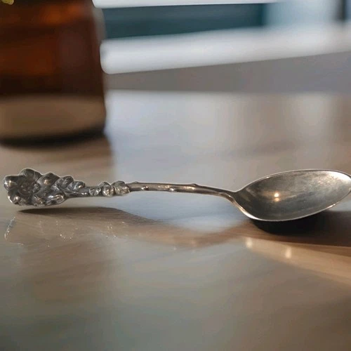 Reed & Barton Sterling Silver Demitasse Spoon 11.4g Floral Handle .925