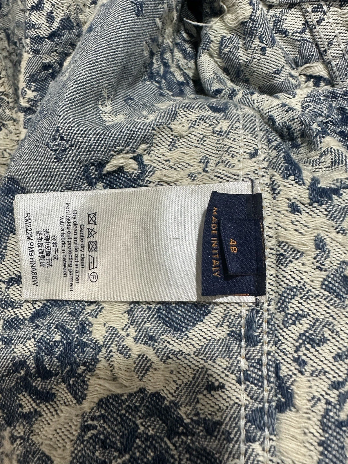LOUIS VUITTON（LV） Giacca di jeans Louis Vuitton effetto invecchiato floreale taglia 48