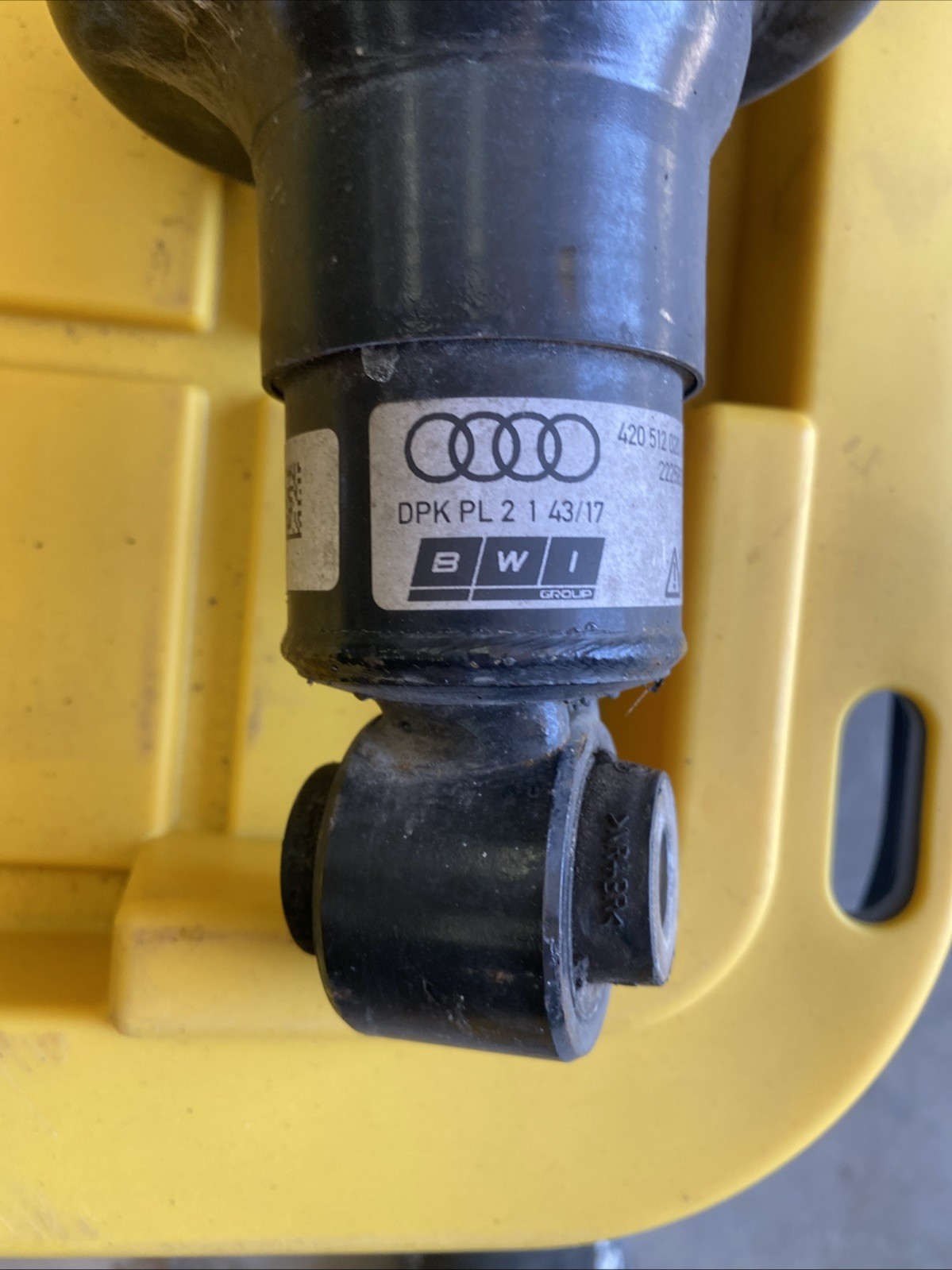 2014 2015 Audi R8 V8 Magnaride Magnetic Ride Rear Right passenger Shock Oem 1324