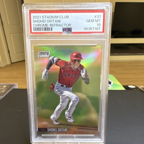 2021 Topps Stadium Club Shohei Ohtani Chrome-Refractor PSA 10 