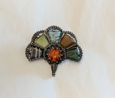Vtg Miracle Signed Celtic Irish Scottish Faux Stones Fan Shaped Brooch Pin