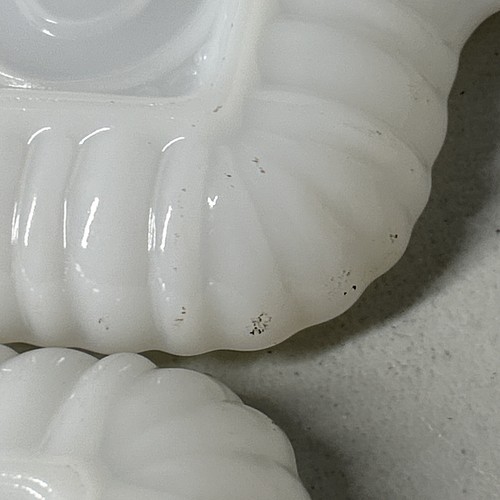 VTG Anchor Hocking Fire King Primrose Milk Glass Snack Tray Set Of 3 + Cup 1960s - Picture 14 of 14