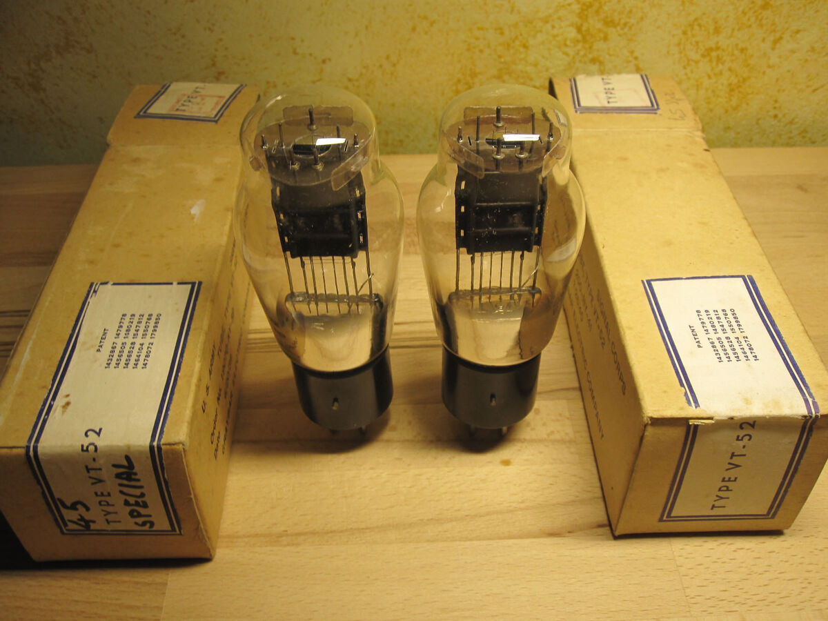 Western Electric VT52 Vacuum Tube Pair 45 | Power Tubes Western Electric VT52 Vacuum Tube Pair 45 | Power Tubes