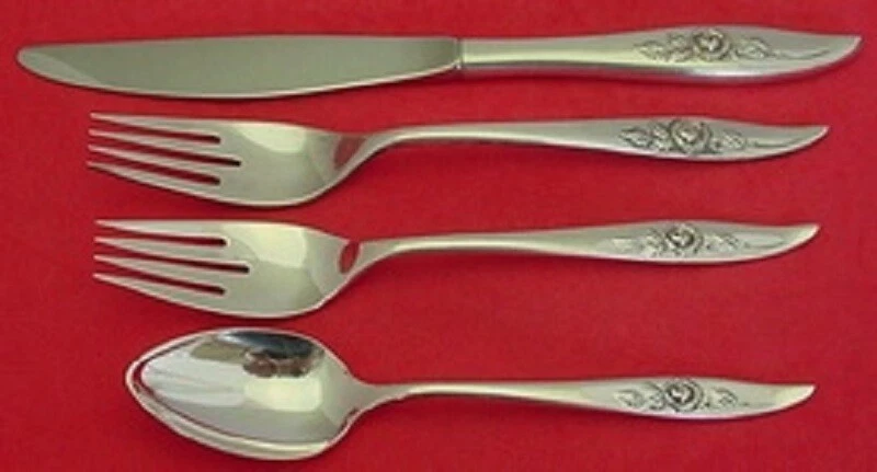 Ajuste(s) Belle Rose de Oneida de plata de ley tamaño regular 4 piezas Foto 2 de 4