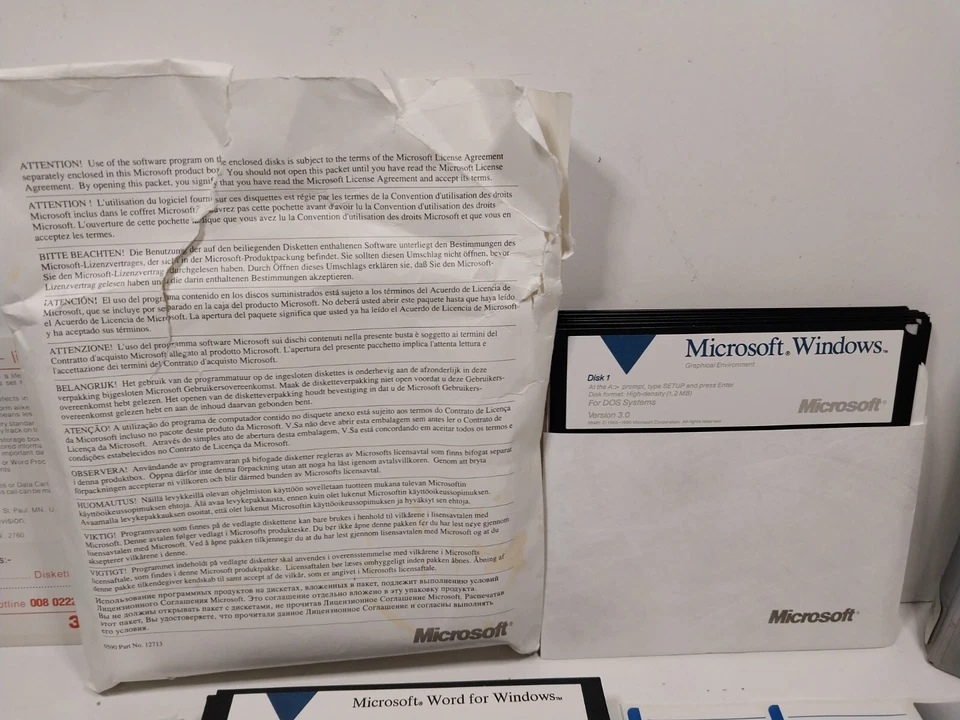 Microsoft Windows 3.0 & Word 2.0 5.25" Floppy Discs Plus Cases OS Retro Gaming - Image 3 of 4