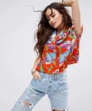 Reclaimed Vintage Blouse M/L Multicolour Red Orange Floral Retro Button up Crop 