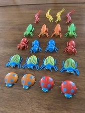 Vintage Jaru Fun With Bugs Colorful LOT Of 16 Plastic Toy Bugs Kids