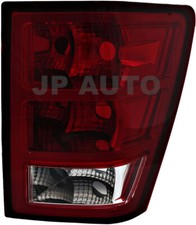 For 2005-2006 Jeep Grand Cherokee Tail Light Passenger Side