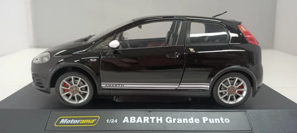 Fiat Abarth Grande Punto Nero Black Motorama 1:24 Usato + Box 1/24 Very Rare  - Immagine 3 di 4