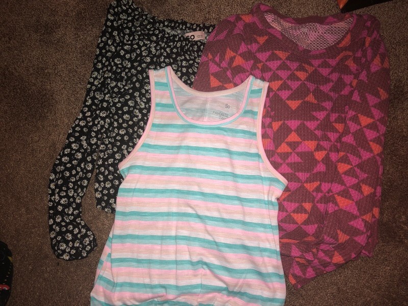 So Brand Girls Lot Of 3 Tops Large 10/12
