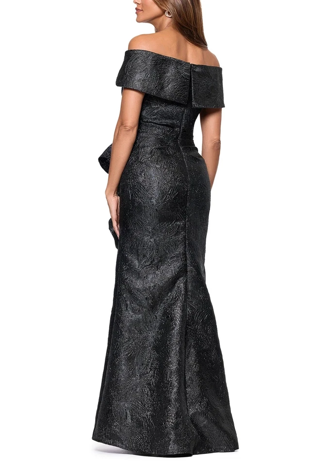 Xscape Black Metallic Ruffle One-Shoulder Jacquard Mermaid Gown Size 6 $298 - Image 3 of 3