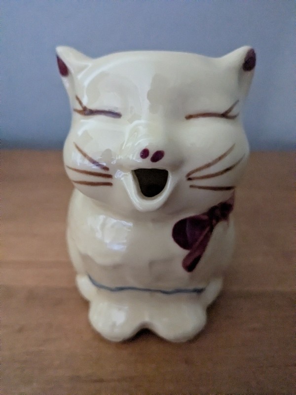 Vintage Puss 'n Boots Shawnee Creamer