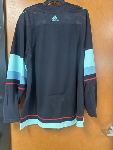 Size 56 Adidas NHL Seattle Kraken Authentic Home Hockey Jersey Navy Blue GT5622 - Picture 2 of 8