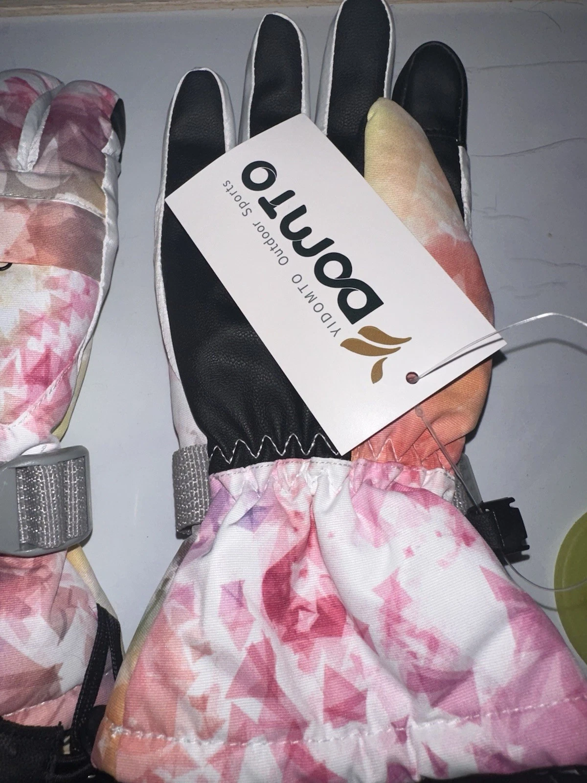 Domto/womens Ski Gloves/camping.
Opens in a new window or tab