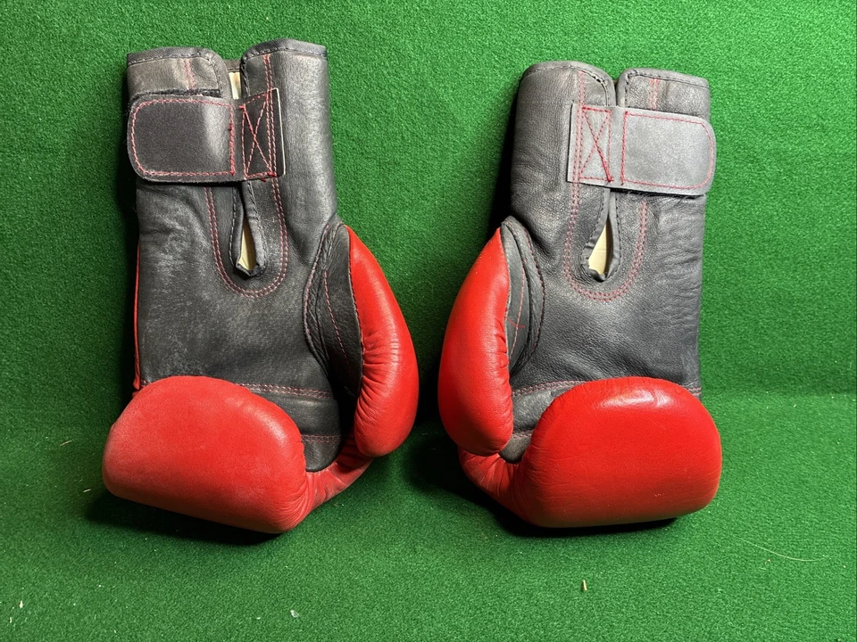 Ringside Super Bag Boxing Gloves 12 oz Red Black Size Medium Training Sparring - Image 4 of 4
