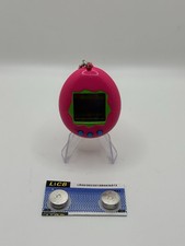 VINTAGE 1997 BANDAI PINK AND GREEN TAMAGOTCHI DIGITAL VIRTUAL PET WORKS