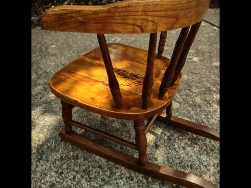Rocking Chair Children Antique American Colonial Style - Picture 5 of 9
