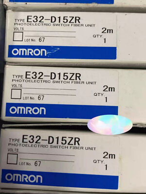 Brand New Omron E32-D15ZR Free shipping