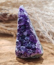 Géode d'améthyste, cristaux brutes, de très jolie qualité