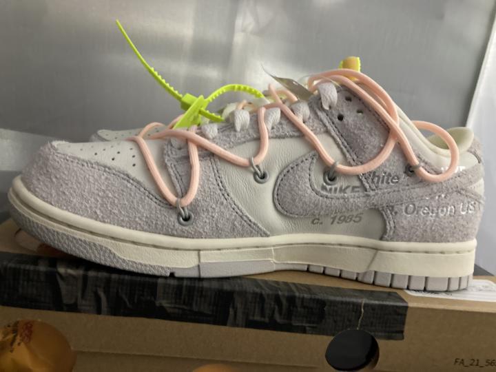 Size 8 - Nike Dunk Low x Off-White 'Lot 12 of 50' 2021 Size 8 - Nike Dunk Low x Off-White 'Lot 12 of 50' 2021
