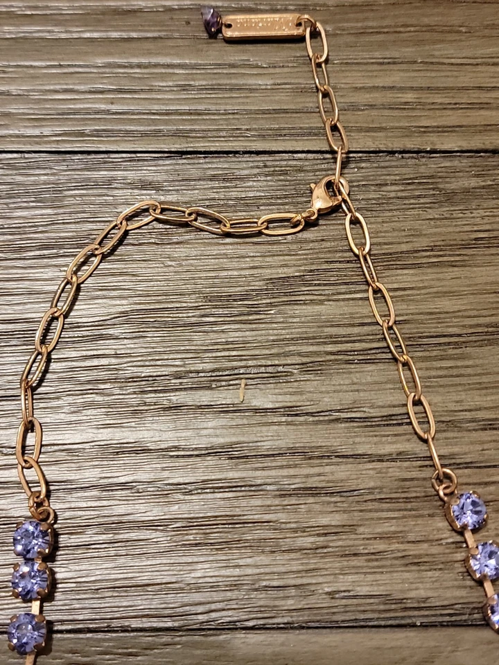 Collar Mariana Redondo y Floral Púrpura, Terciopelo, Concha, Blanco y Transparente Swarovski C... Foto 3 de 4