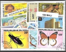 Mali 100 timbres différents oblitérés