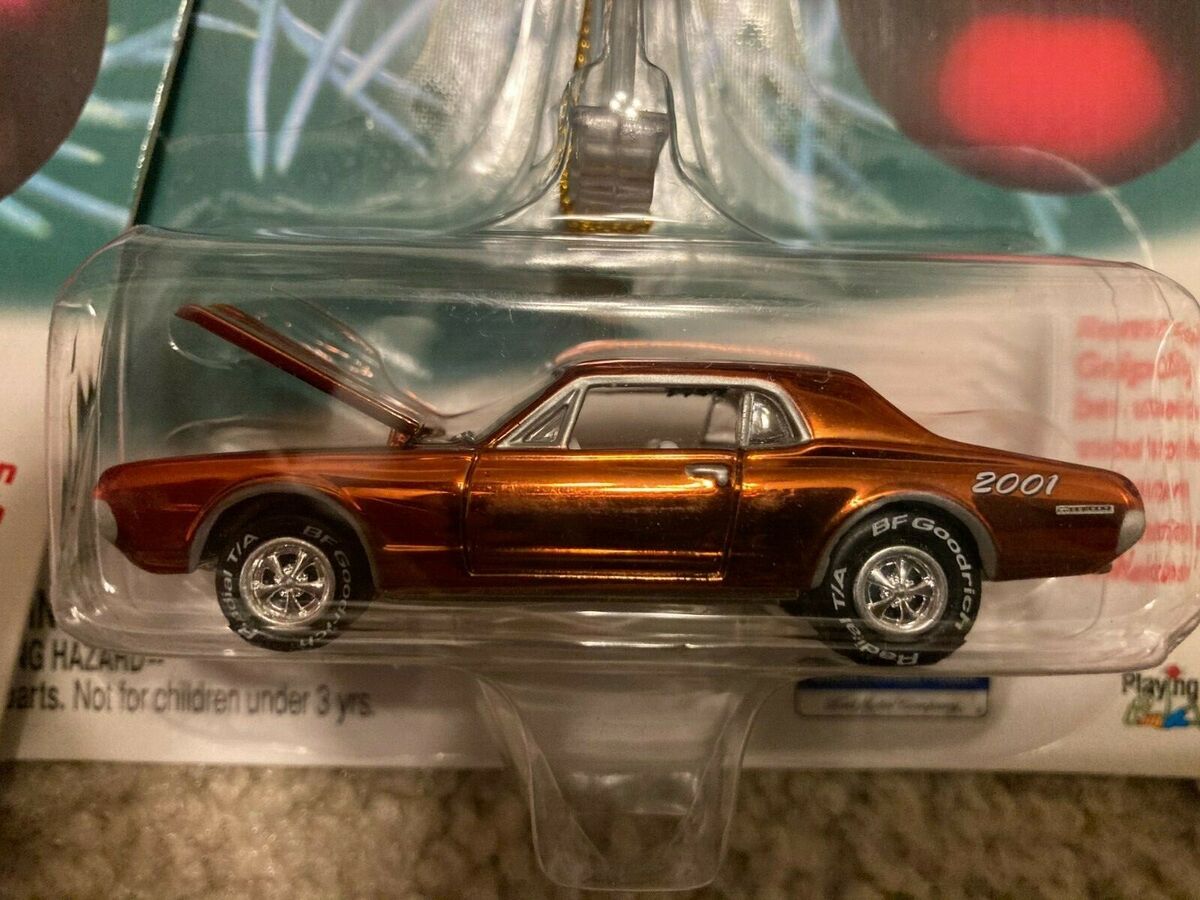 Johnny Lightning 2001 Holiday Muscle Ornament complete set 1 Johnny Lightning 2001 Holiday Muscle Ornament complete set 1