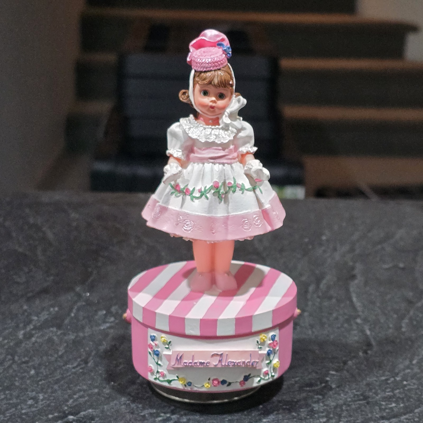 Madame Alexander Wendy Makes It Special Music Box Thank Heaven For Little Girls