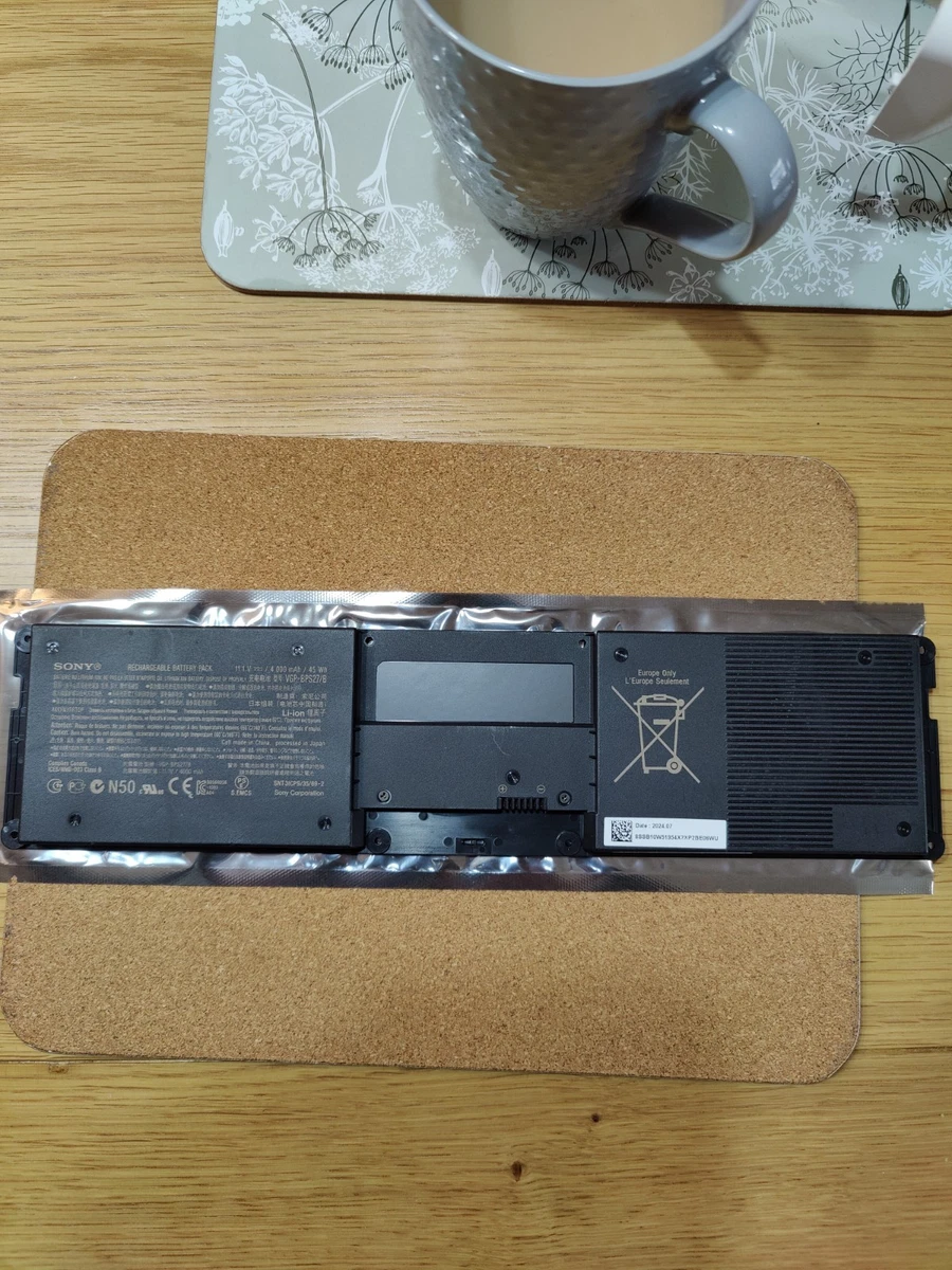 BATTERIE ORIGINAL SONY BPL14/B VGN-TT21WN/B EUR 172,89 - DE BATTERIE ORIGINAL SONY BPL14/B VGN-TT21WN/B EUR 172,89 - DE