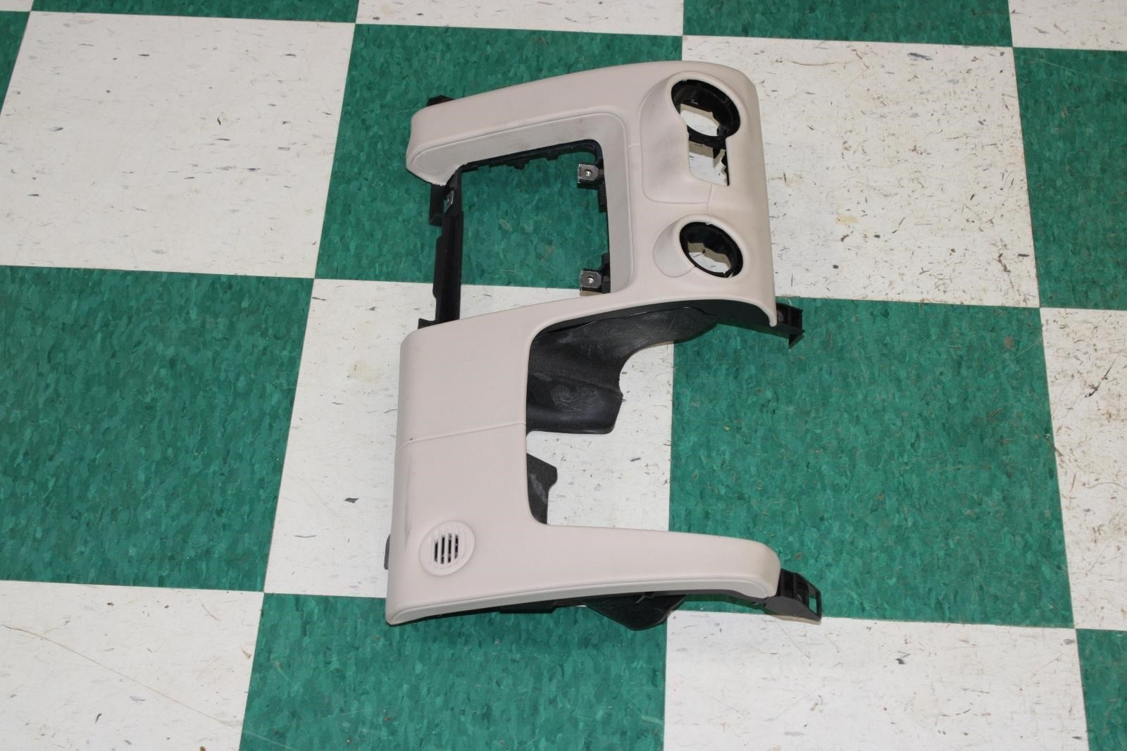 14-17 GHIBLI Tan Driver LH Lower Driver Dash Knee Bolster Trim Panel Factory OEM