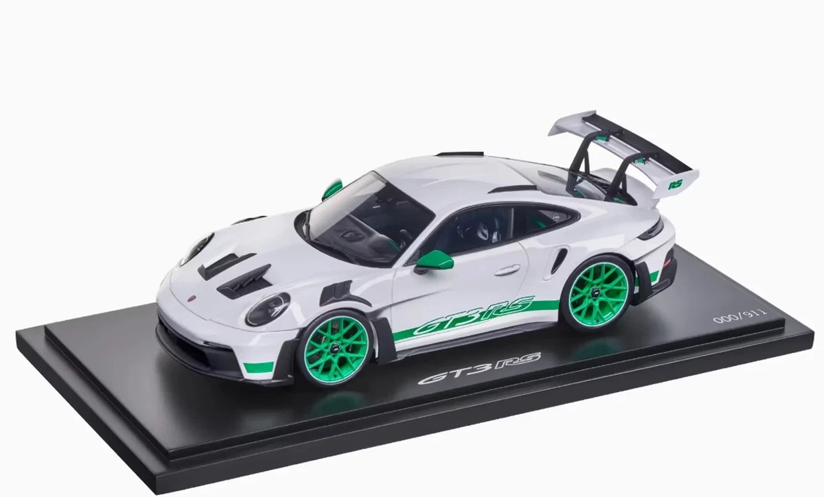 Spark 1/18 Porsche 911 992 GT3 RS Tribute White Green | eBay
