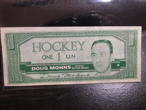 Doug Mohns 1962 Topps Hockey Bucks card
