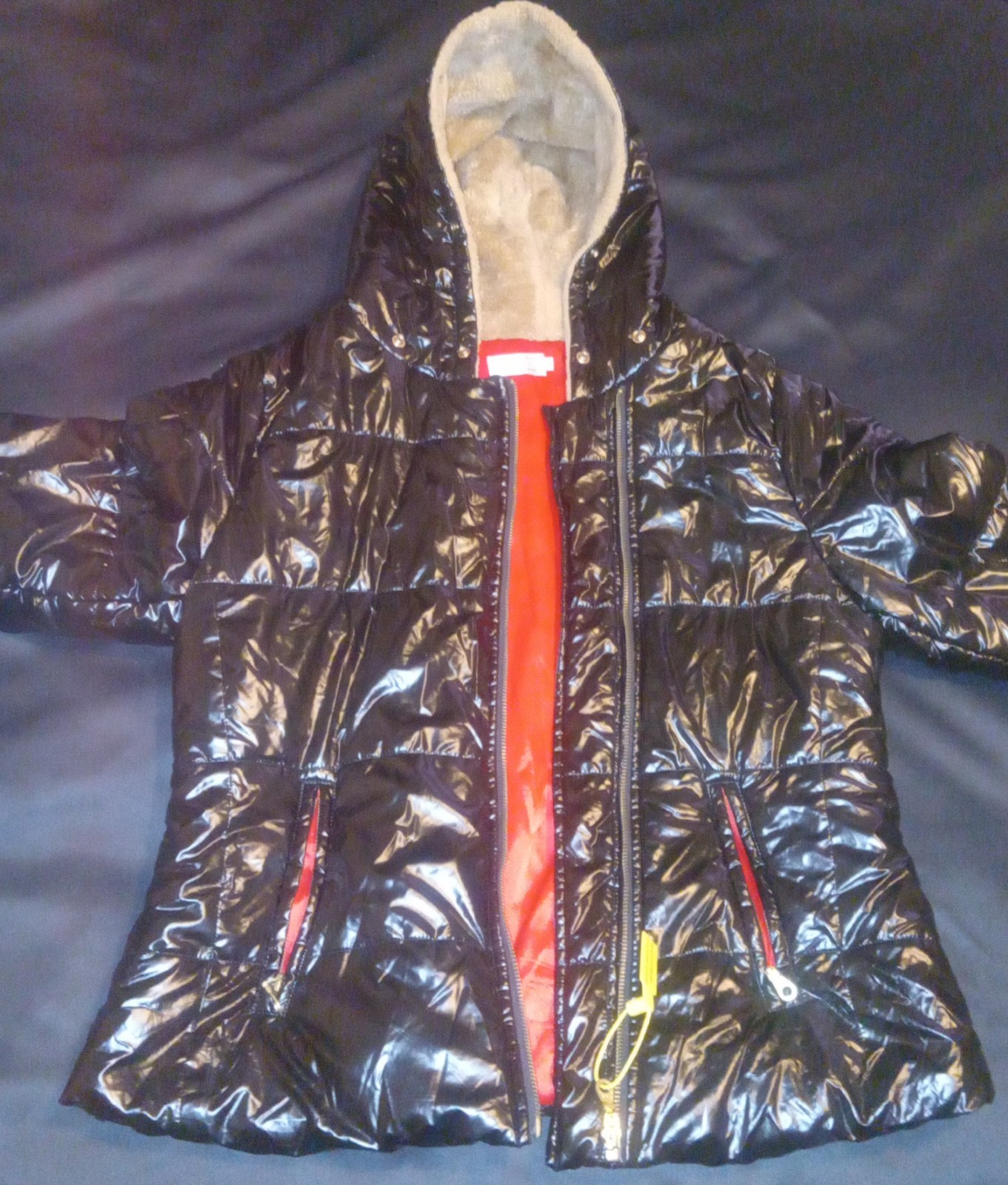 Tiptupu Women’s Black Faux Fur Hooded Puffer Coat Red Lining Zip Button Jacket S