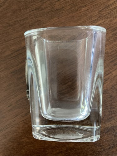 UNIVERSITY OF MARYLAND Terps 2002 NCAA National Champs Shot Glass ~ Usato in ottime condizioni - Foto 4 di 5