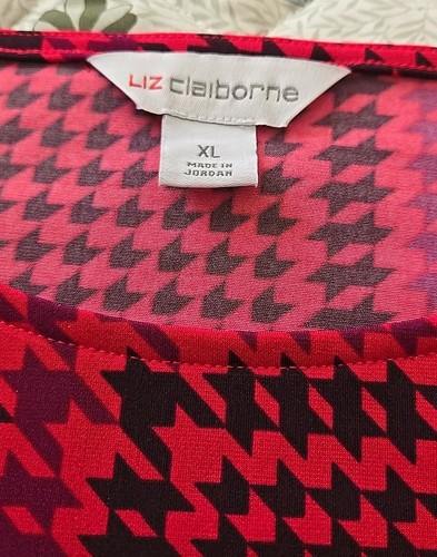 Women's Liz Claiborne Red Black Geometric Top w/ Side Tie Knot Size XL NWOT - Picture 4 of 5