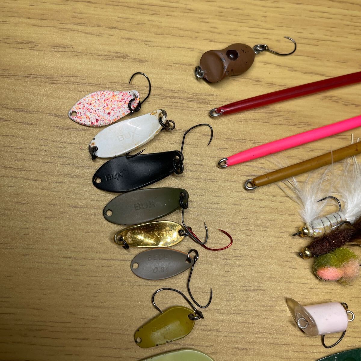 28-piece set of spoons, etc. including Bucks, Leon, and Gator (ID0) - Image 7