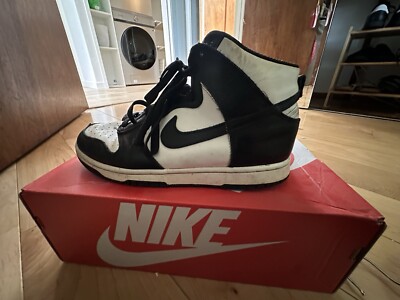Size 8.5 - Nike Dunk High Black White