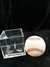MARTIN PEREZ. TEXAS RANGERS. AUTOGRAPHED JUST MEMORABILIA OML BALL. WITH C.O.A.