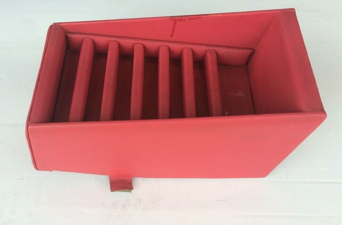 ロールスロイスのBOX 65 - 80 ROLLS ROYCE SILVER SHADOW RED CENTER CONSOLE 8 TRACK