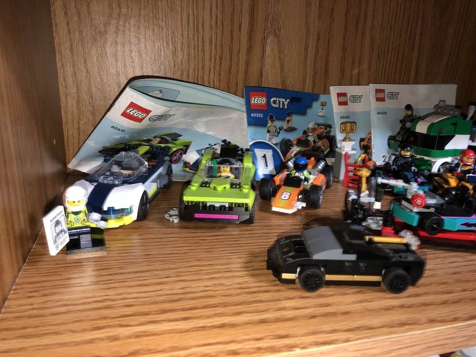 Lego Colección Lote Juegos Completos y Surtidos Piezas Mixtas 79 Minifiguras Foto 2 de 4