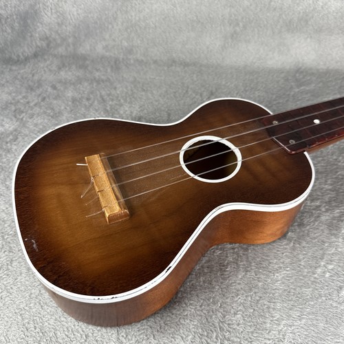 Vintage 50s-60s Harmony 21 In Ukulele 4-String Made in USA Good Condition - Picture 3 of 7