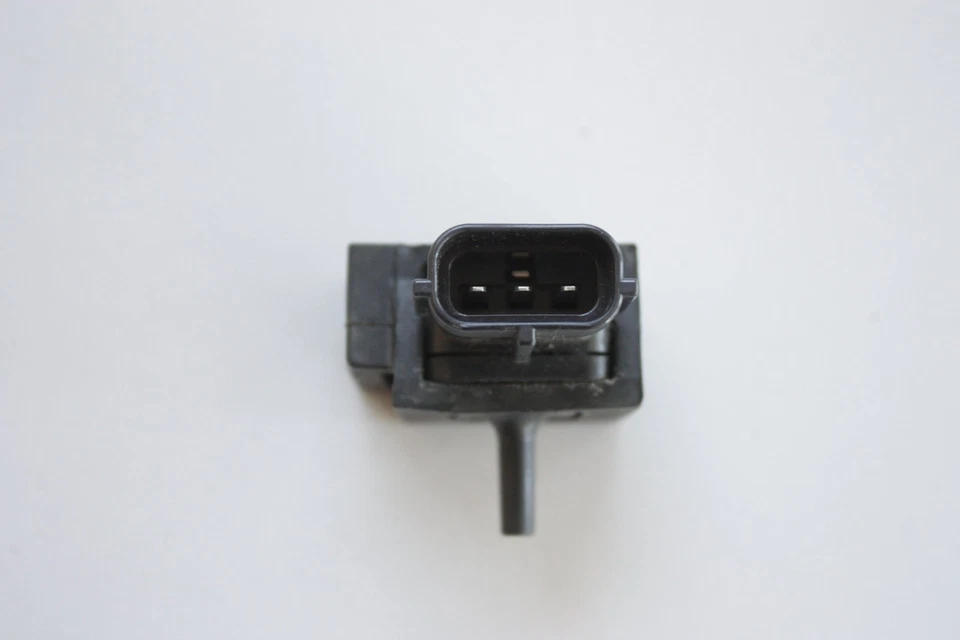 Suzuki GSXR 600 750 2006 2007 MAP MASS AIR PRESSURE SENSOR 100798-736 3023725 - Image 3 of 4