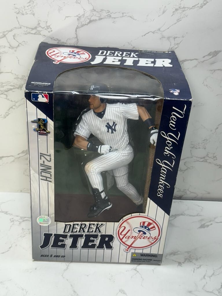 小物 Jeter 2001 Fleer Platinum #494 Derek Jeter PG ~ NY Yankees