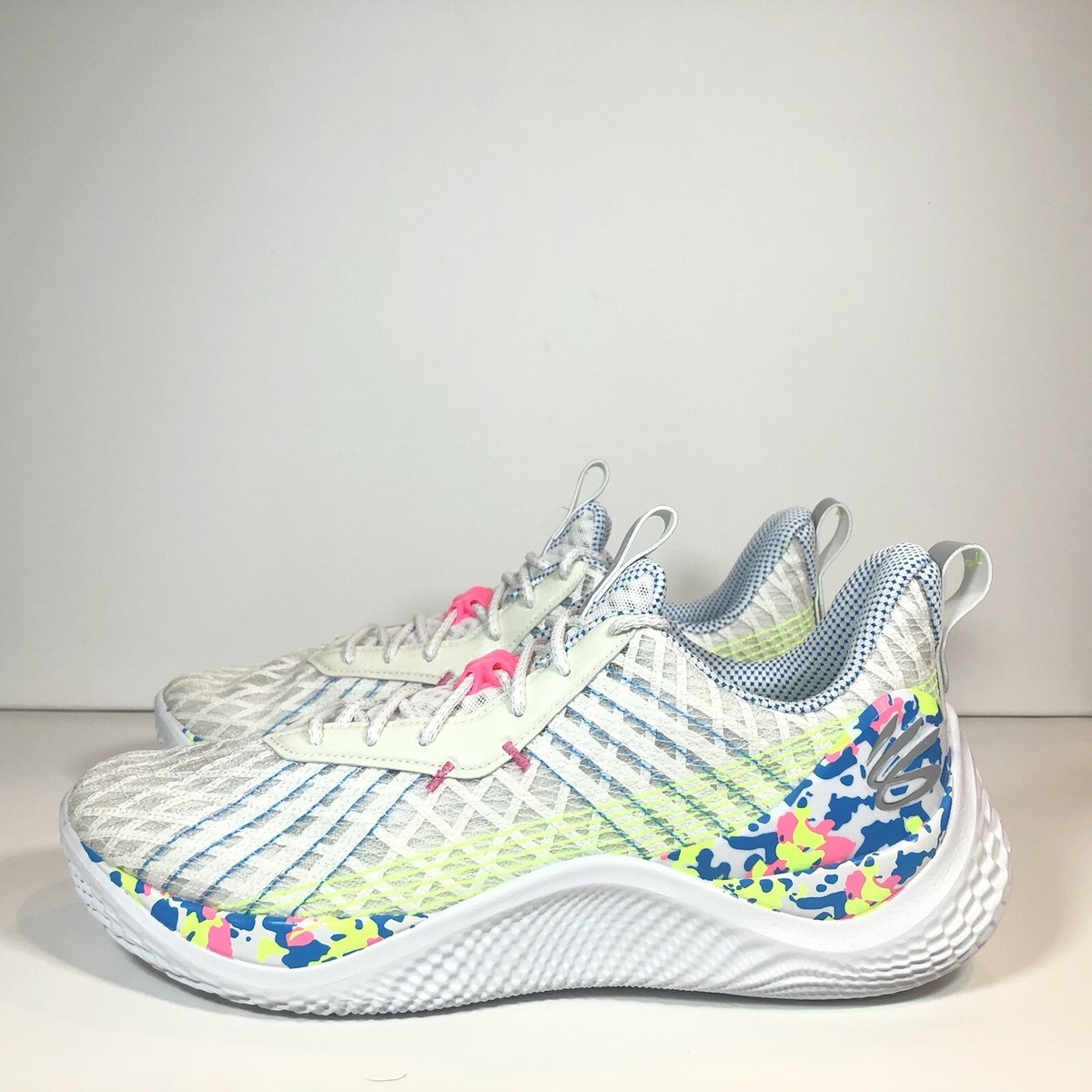 Pink White Rare Curry Shoes UNDER ARMOUR CURRY 10 'YOUNG WOLF