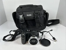 Kodak Pix Pro AZ252 with 25X IS Wide Angle Lens Camera Case Excellent Condition